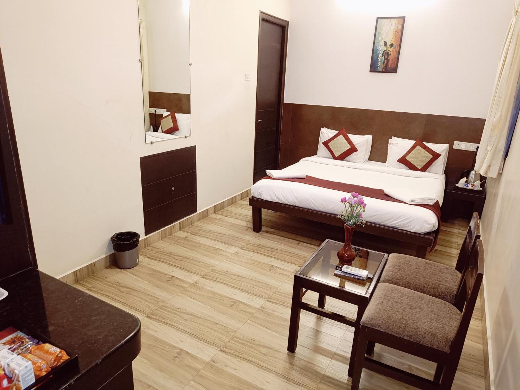 Hotel Marys Arcade Thanjavur Ngoại thất bức ảnh