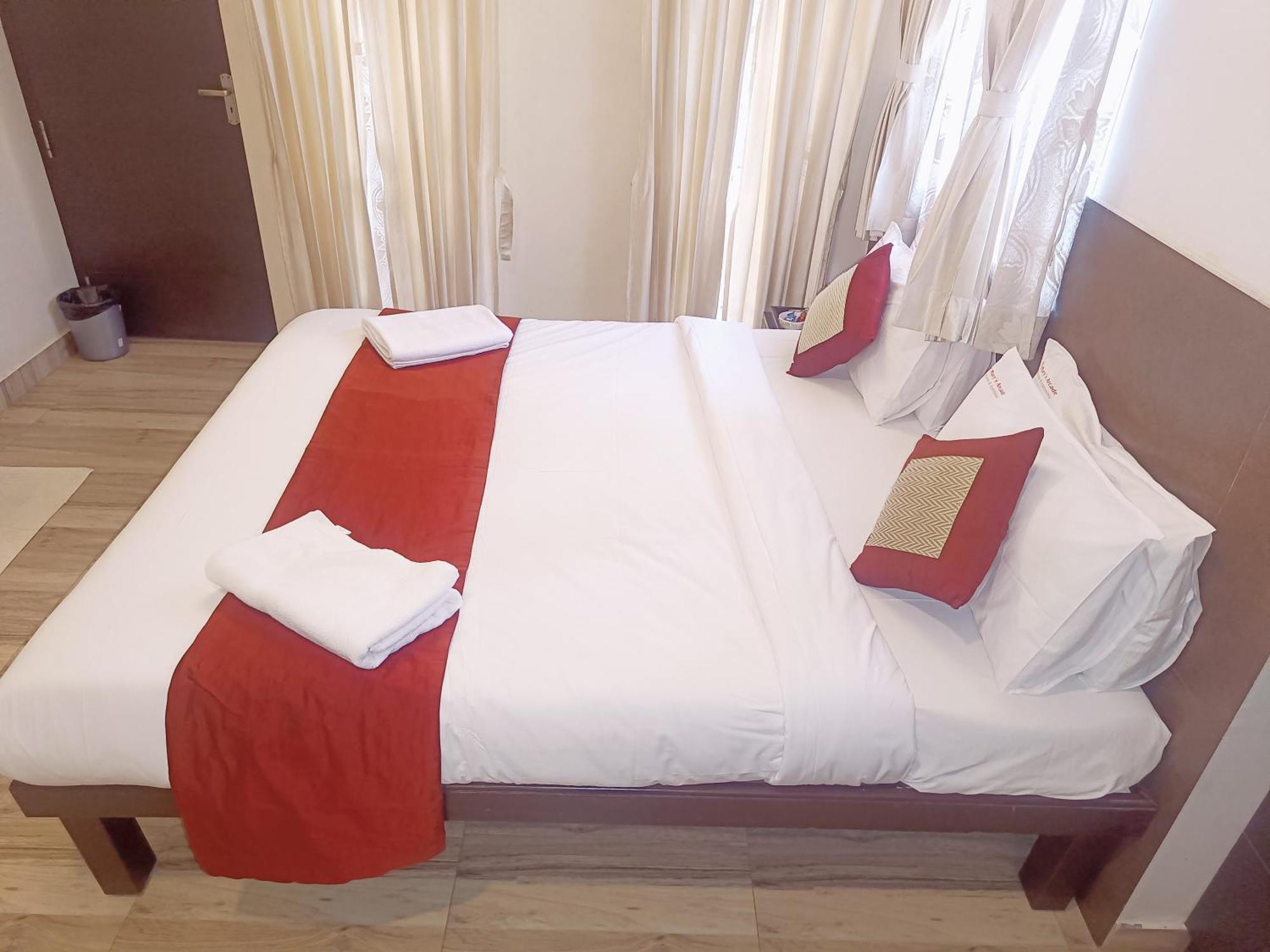 Hotel Marys Arcade Thanjavur Ngoại thất bức ảnh